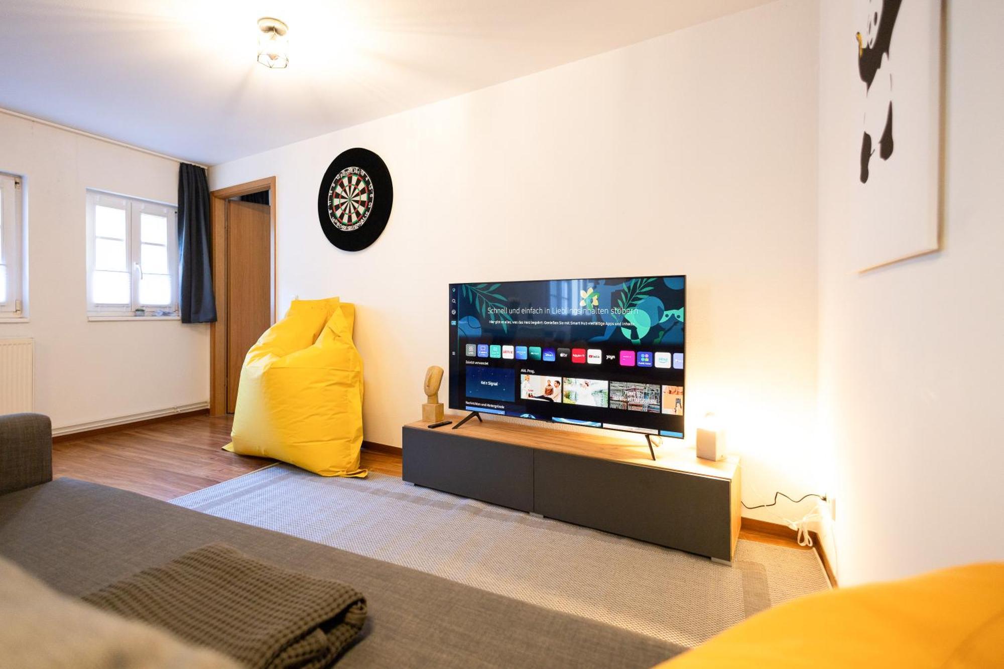 Ko-Living Space An Der Oper - Street Art Design Apartments Halle  Extérieur photo