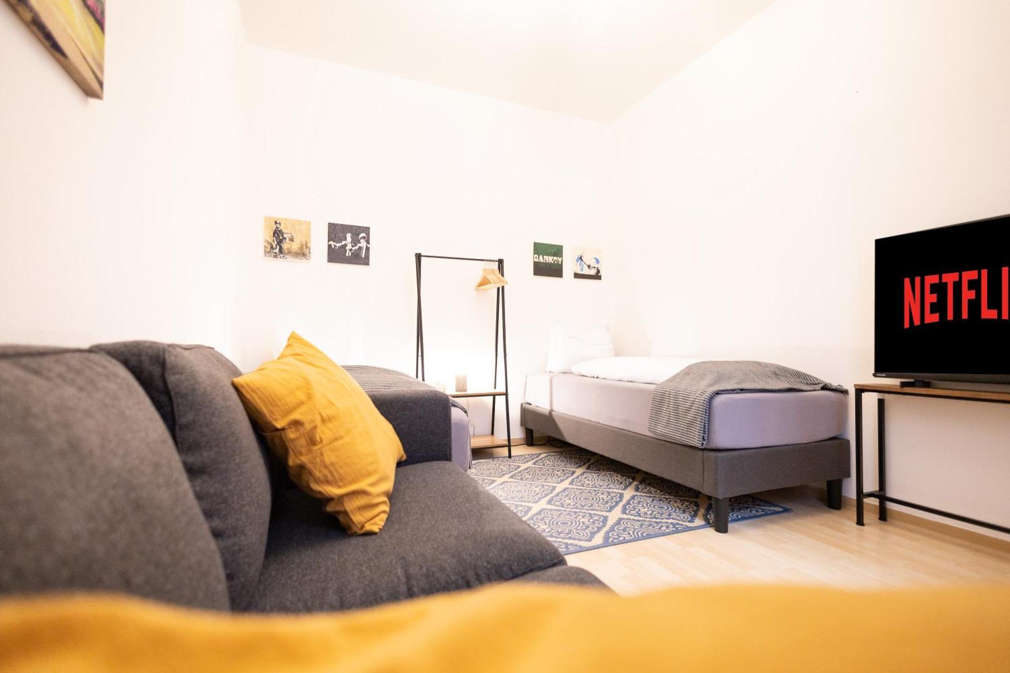 Ko-Living Space An Der Oper - Street Art Design Apartments Halle  Extérieur photo